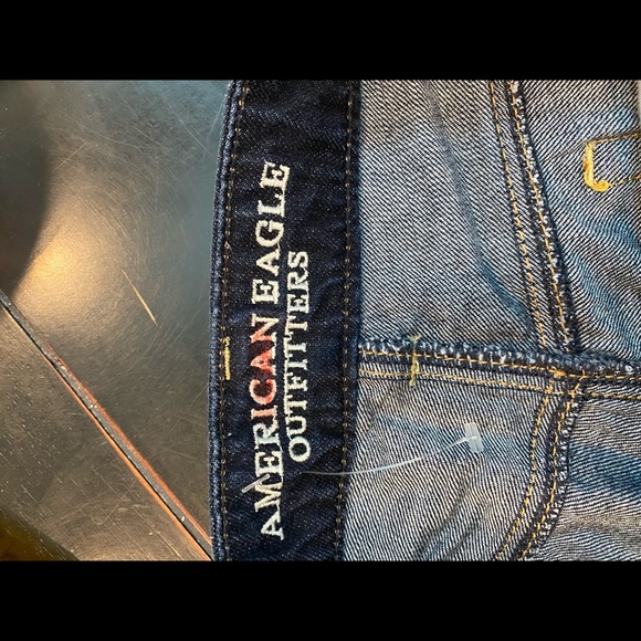 American Eagle Jean Distressed Cuffed Shorts - Picture 5 of 6